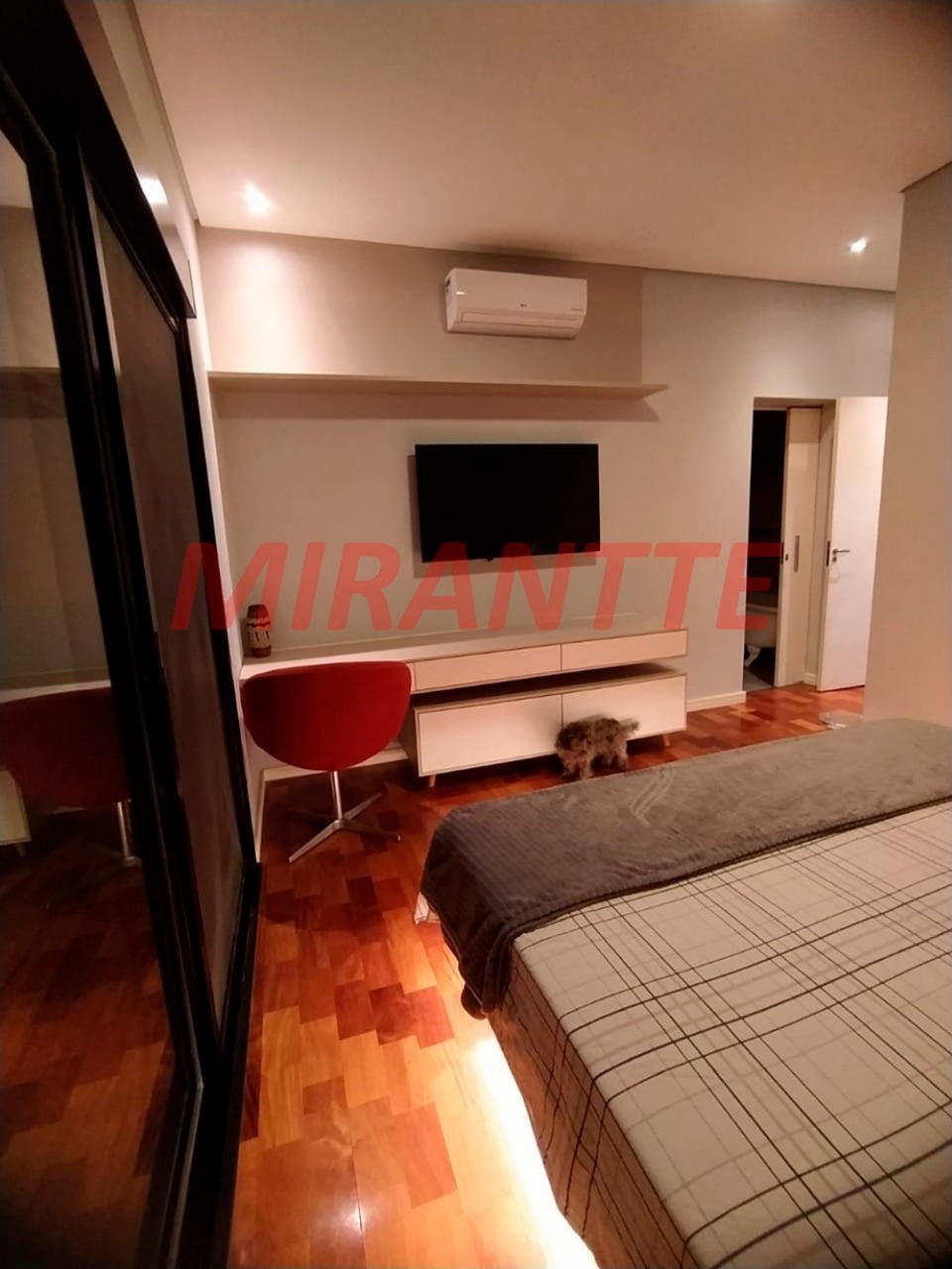 Cond. fechado de 317m² com 3 quartos em Serra da Cantareira