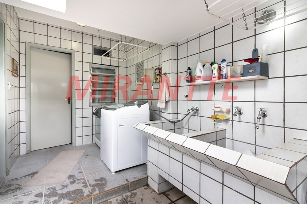 Sobrado de 335m² com 3 quartos em Jardim França