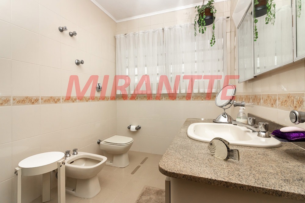 Sobrado de 335m² com 3 quartos em Jardim França