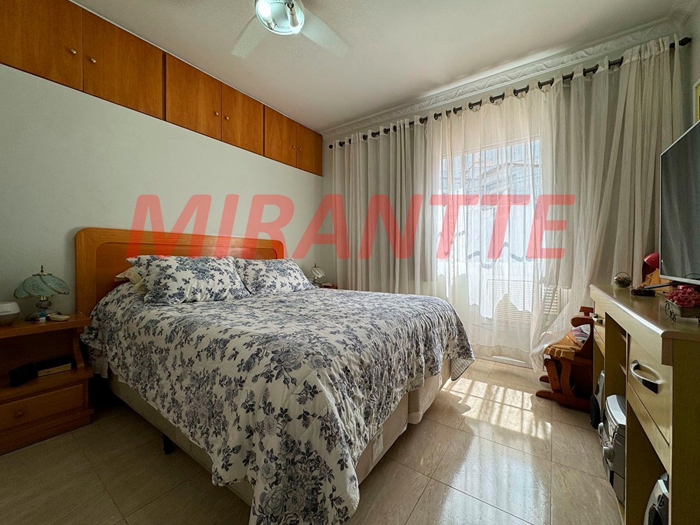 Sobrado de 225m² com 3 quartos em Lauzane Paulista