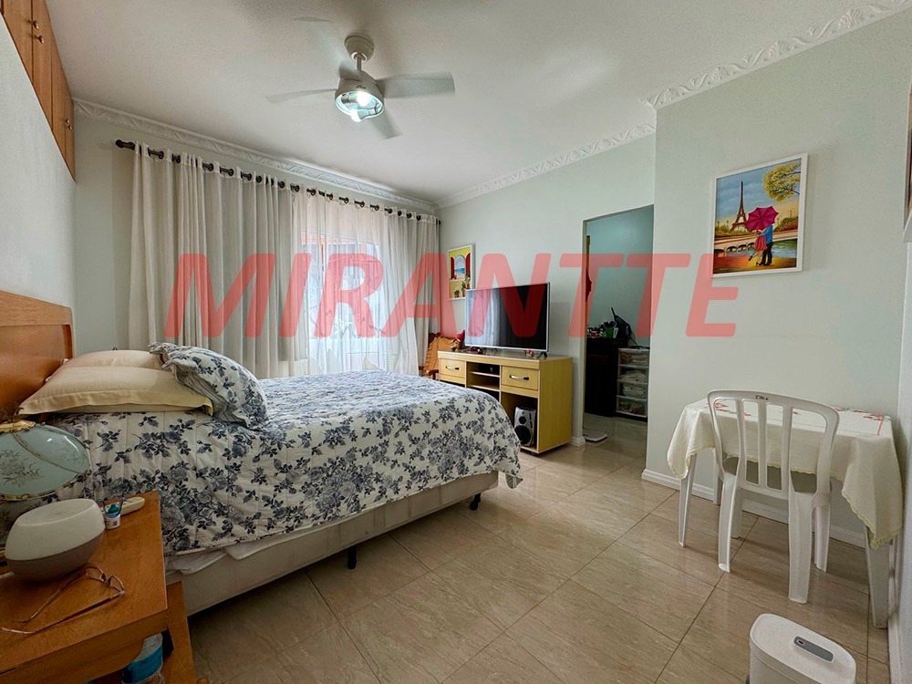 Sobrado de 225m² com 3 quartos em Lauzane Paulista