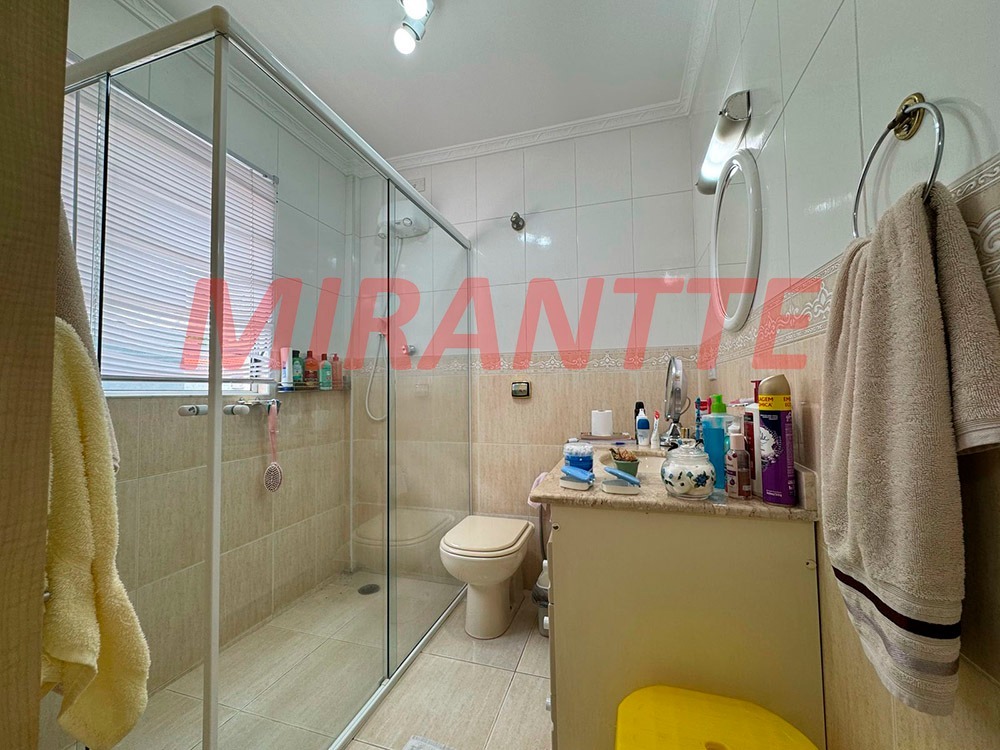Sobrado de 225m² com 3 quartos em Lauzane Paulista