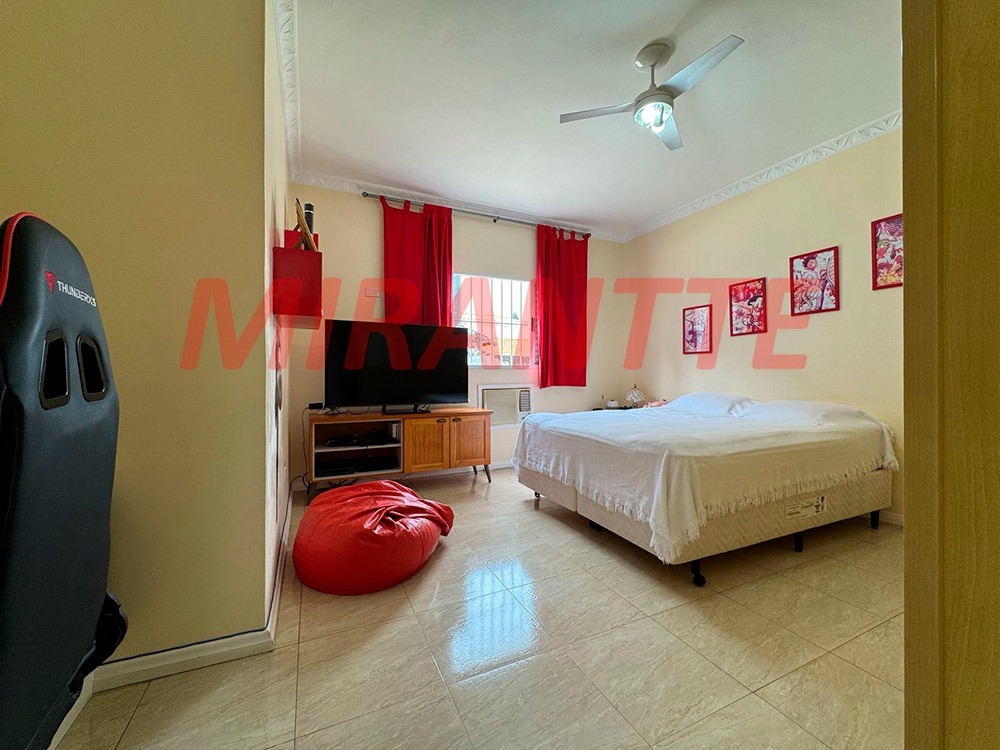 Sobrado de 225m² com 3 quartos em Lauzane Paulista