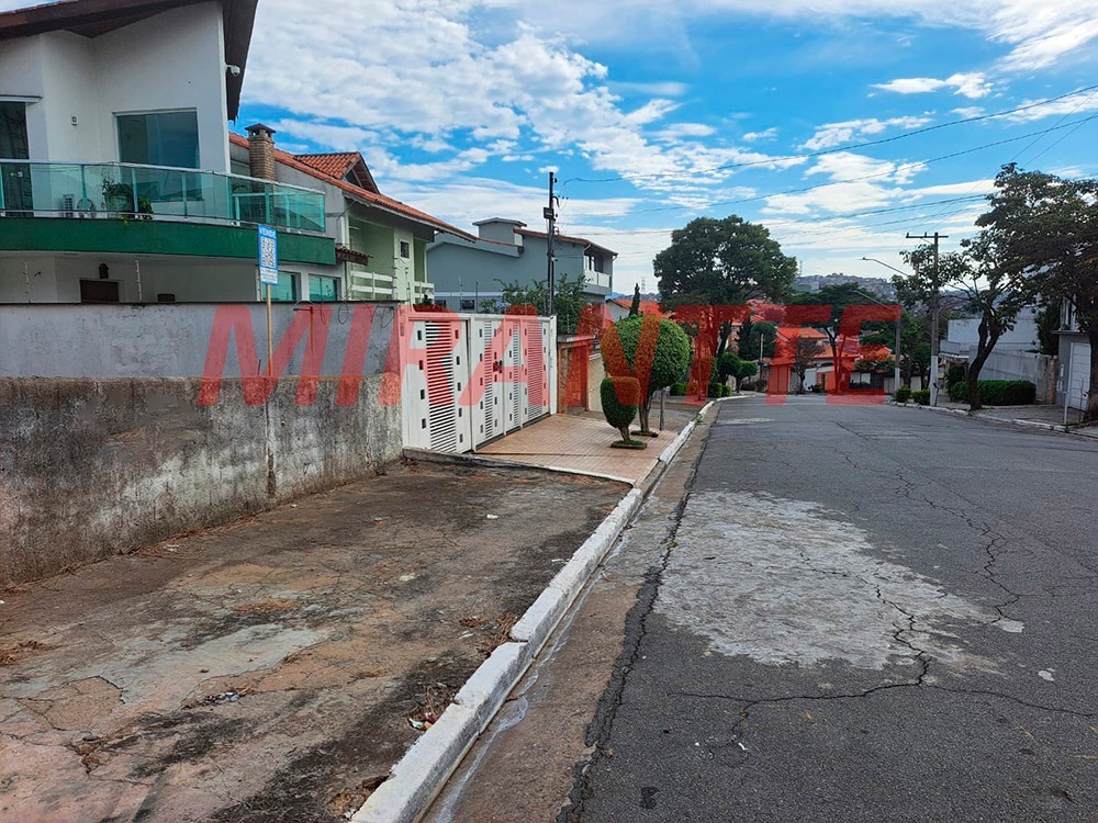 Terreno de 0m² em Jardim Guapíra
