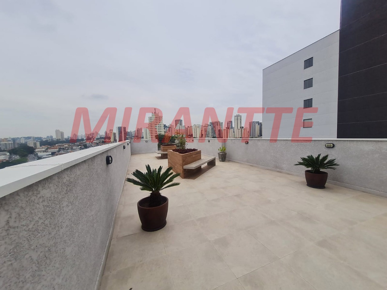 Apartamento de 39.18m² com 2 quartos em Chora Menino