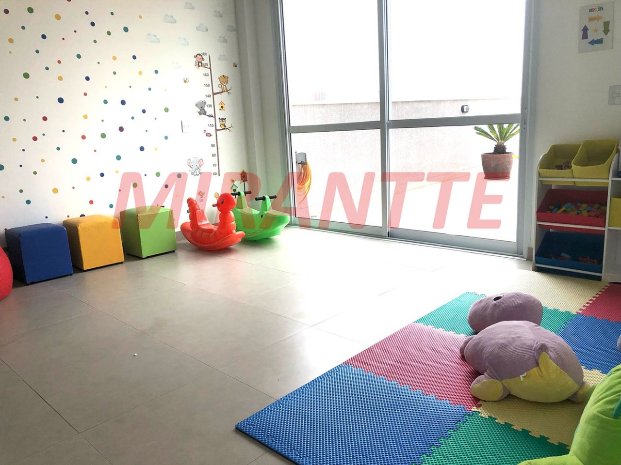 Apartamento de 39.18m² com 2 quartos em Chora Menino