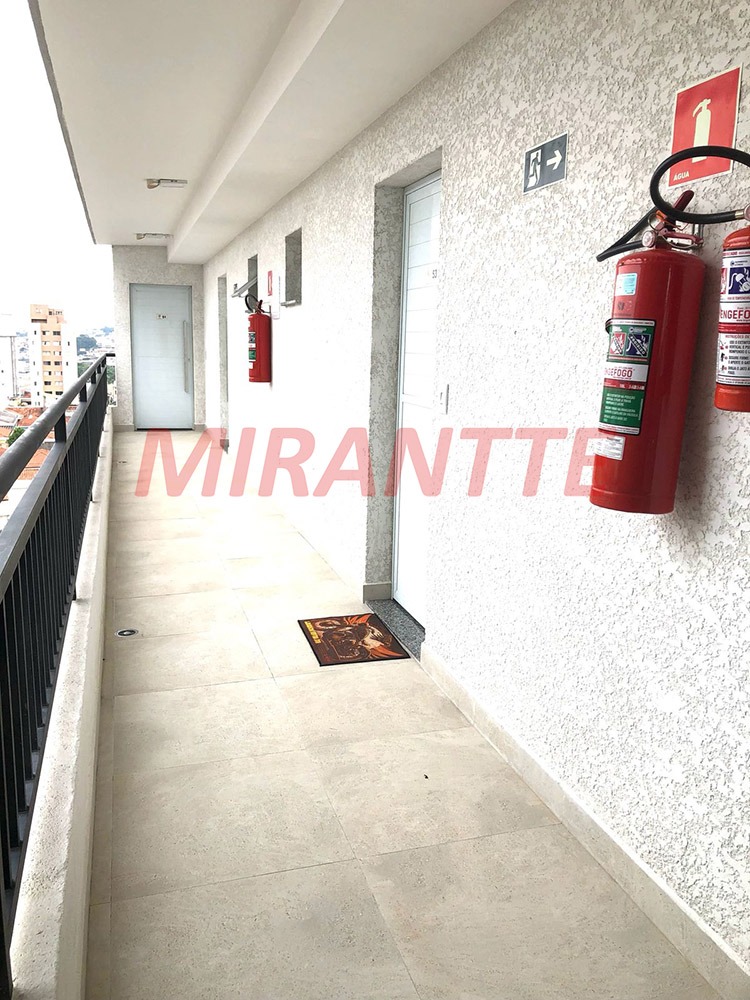 Apartamento de 39.18m² com 2 quartos em Chora Menino