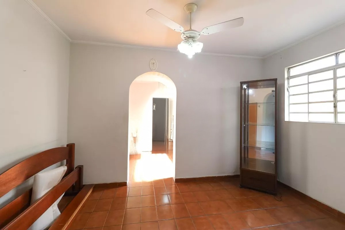 Sobrado de 142m² com 4 quartos em Jaçana