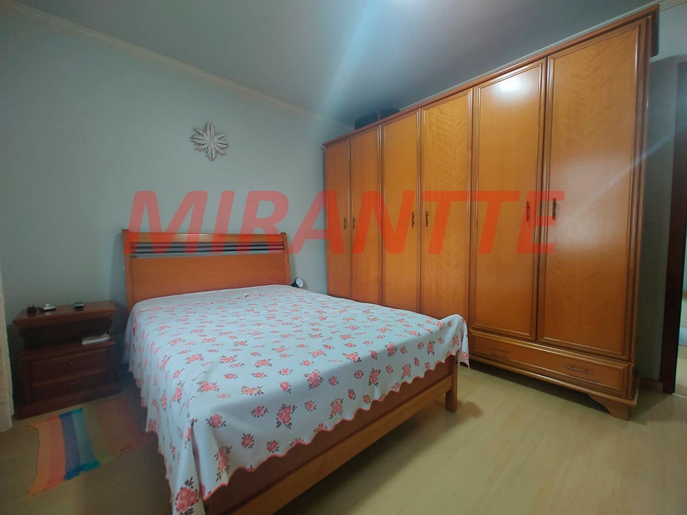 Cond. fechado de 104m² com 2 quartos em Parque Casa De Pedra