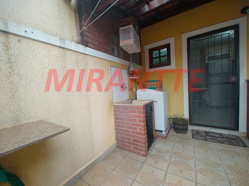 Cond. fechado de 104m² com 2 quartos em Parque Casa De Pedra