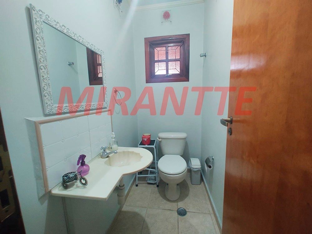 Cond. fechado de 104m² com 2 quartos em Parque Casa De Pedra