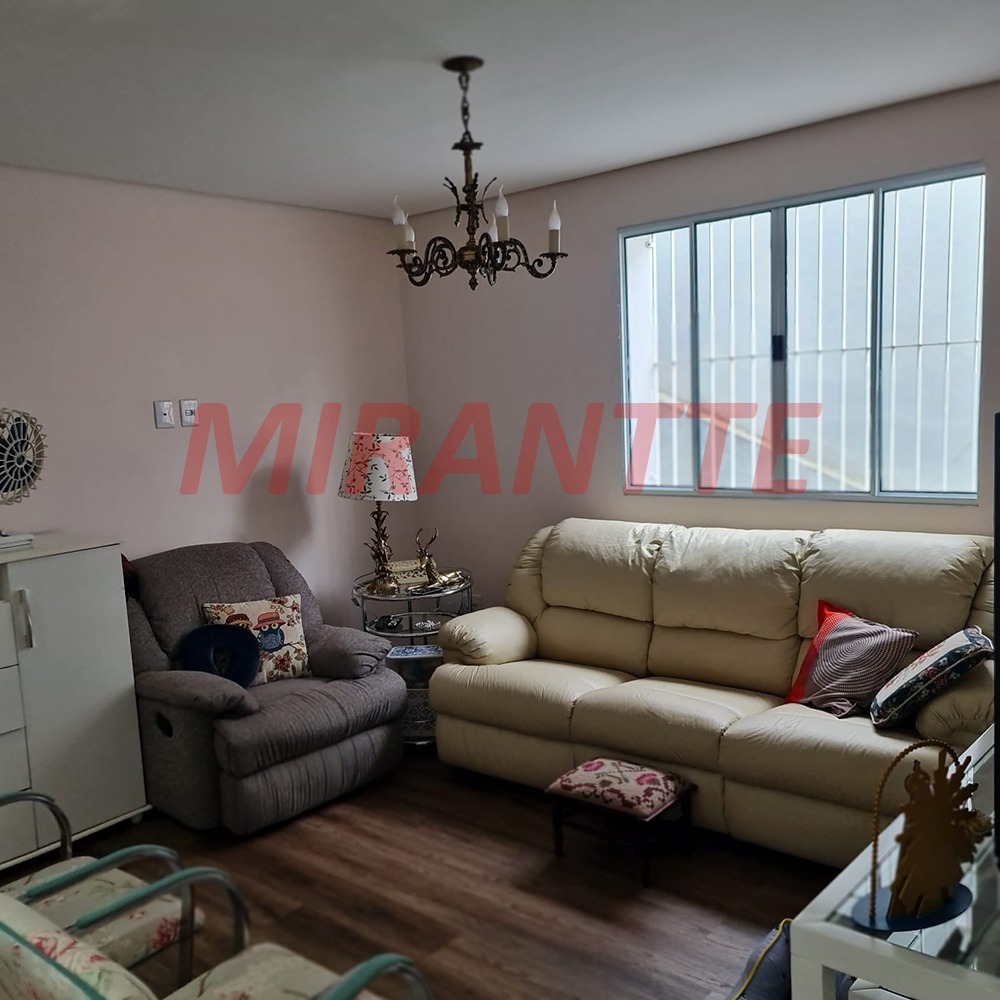 Sobrado de 350m² com 6 quartos em Centro
