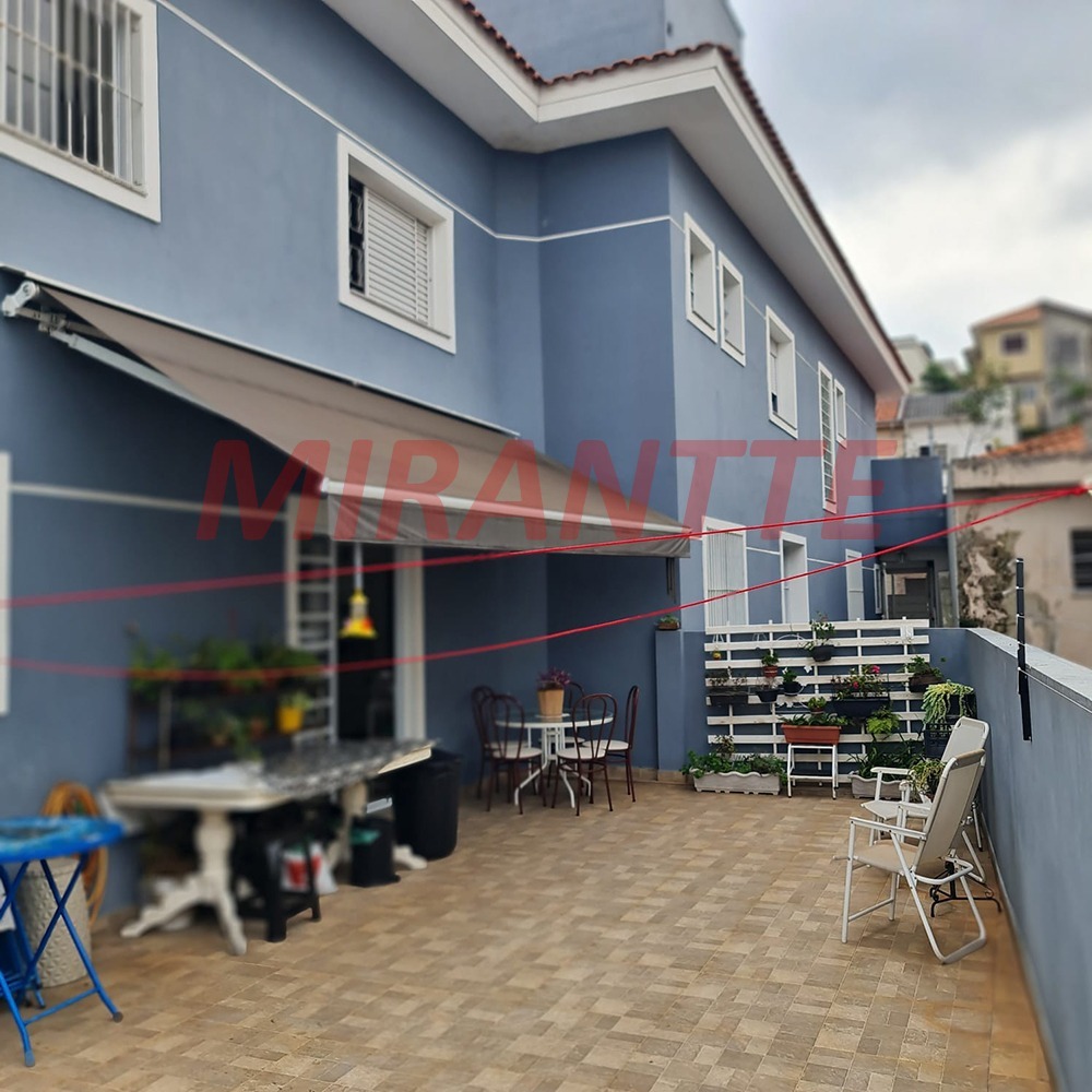 Sobrado de 350m² com 6 quartos em Centro