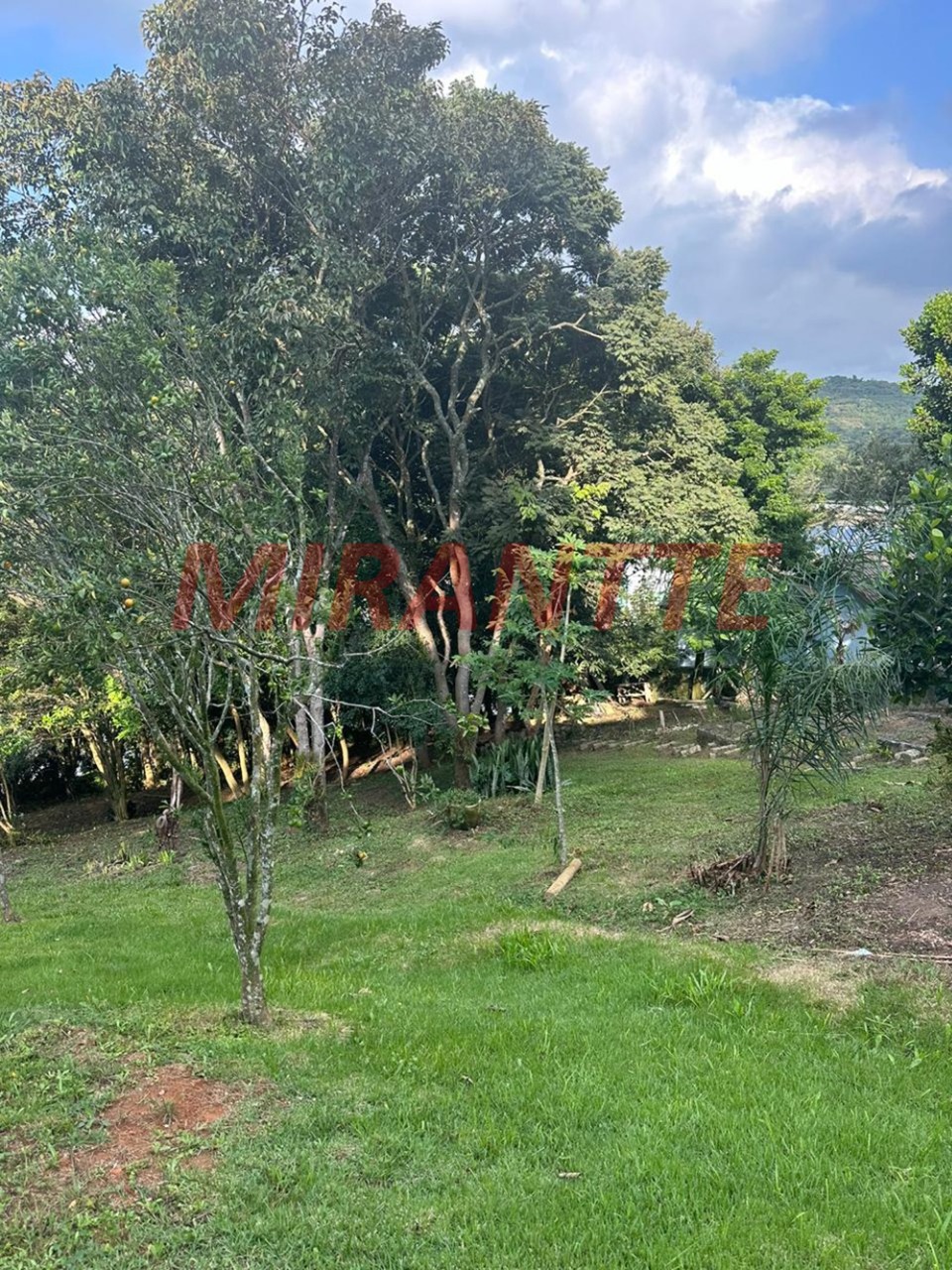 Terreno de 0m² em Roseira