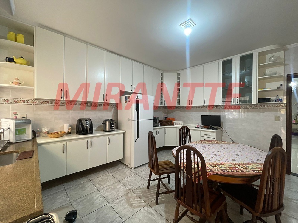 Sobrado de 149m² com 3 quartos em Imirim