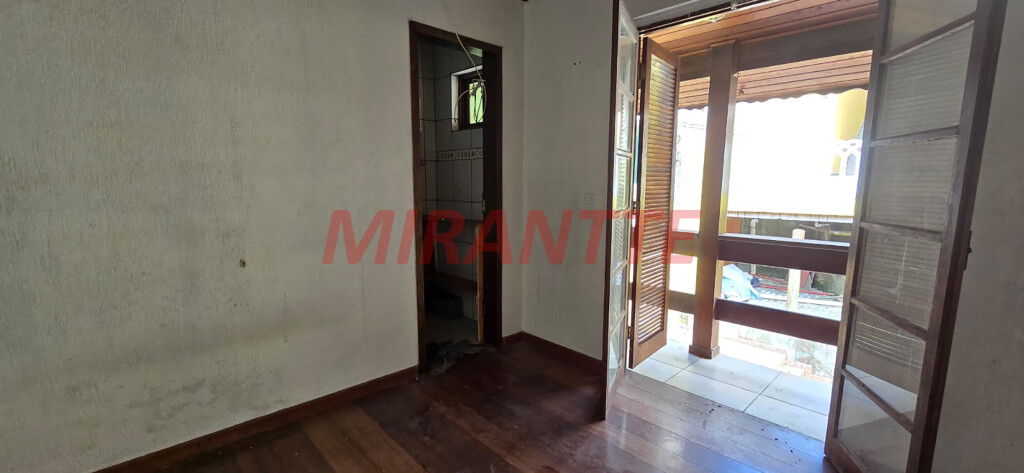 Sobrado de 254m² com 3 quartos em Samambaia
