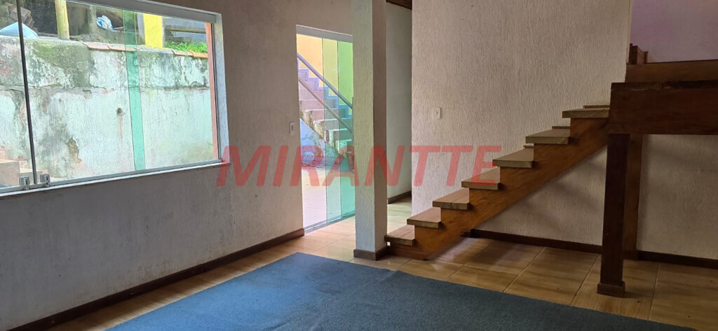 Sobrado de 254m² com 3 quartos em Samambaia
