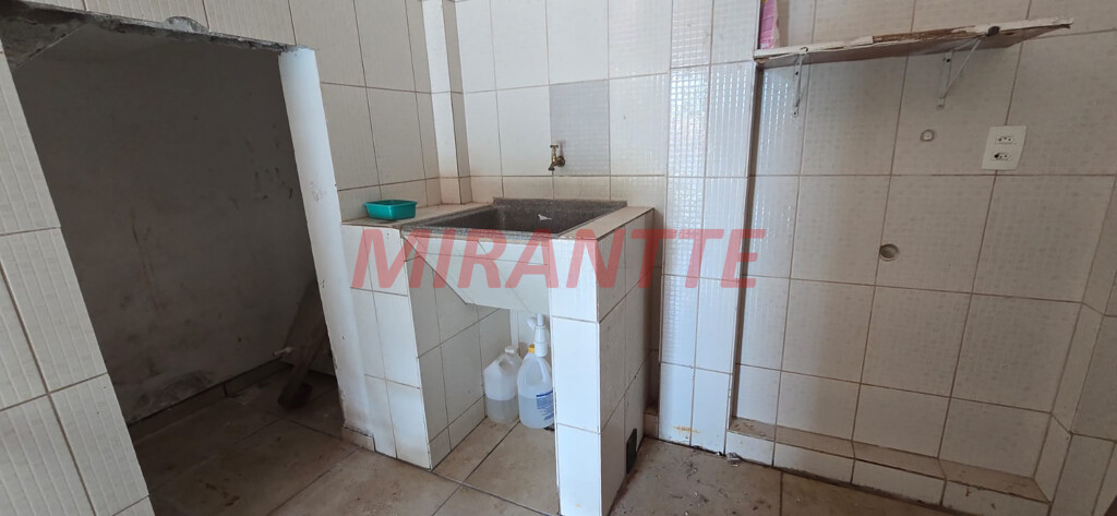 Sobrado de 254m² com 3 quartos em Samambaia