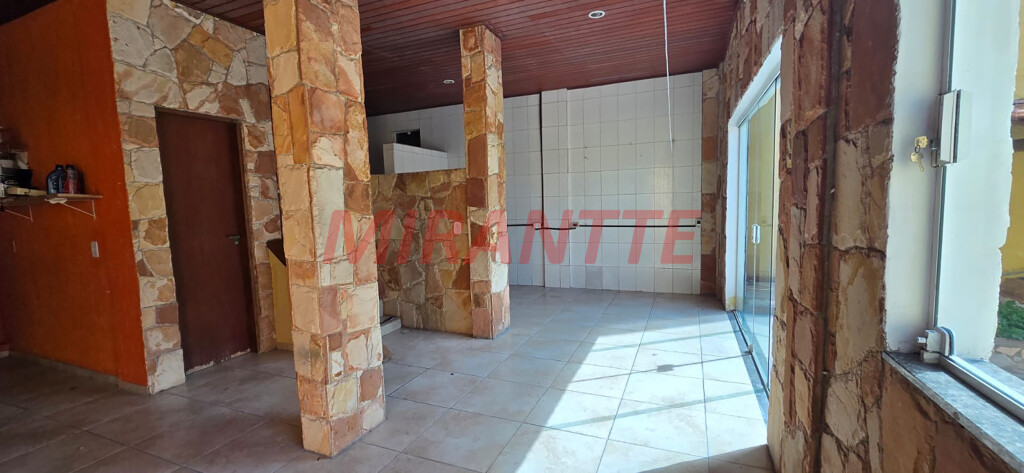Sobrado de 254m² com 3 quartos em Samambaia