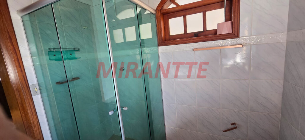 Sobrado de 254m² com 3 quartos em Samambaia