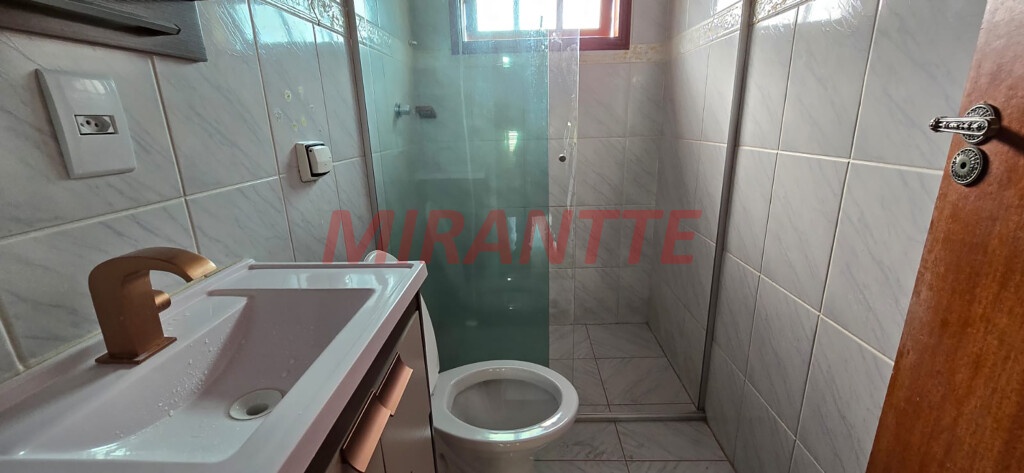 Sobrado de 254m² com 3 quartos em Samambaia