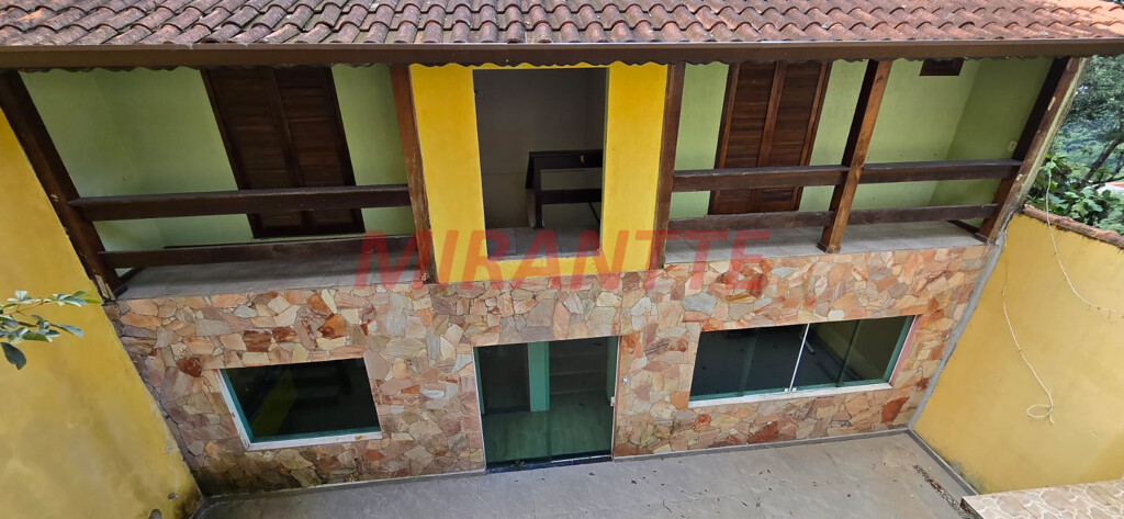 Sobrado de 254m² com 3 quartos em Samambaia