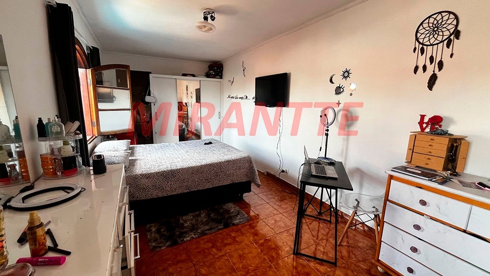 Casa terrea de 240m² com 3 quartos em Santa Teresinha