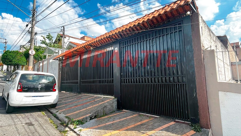 Casa terrea de 240m² com 3 quartos em Santa Teresinha
