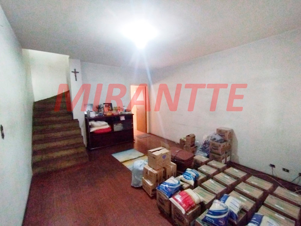 Casa terrea de 83m² com 2 quartos em Parque Casa De Pedra