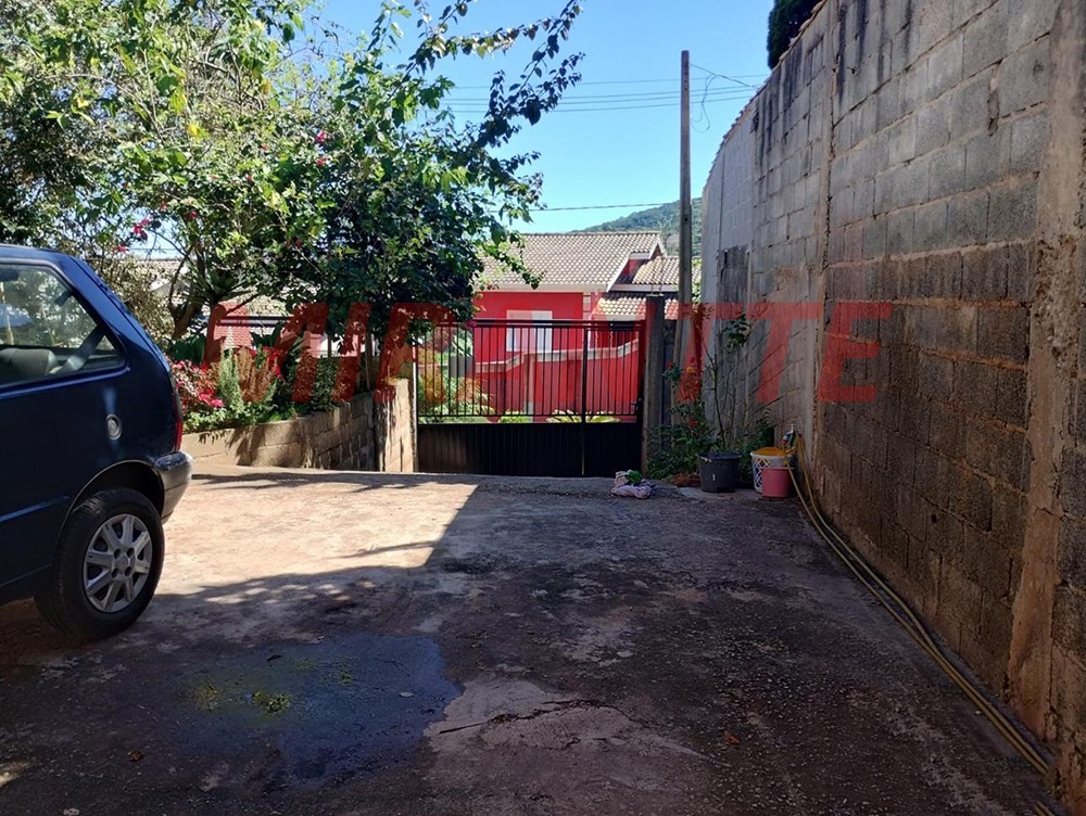 Casa terrea de 66m² com 2 quartos em Corumbá (Terra Preta)