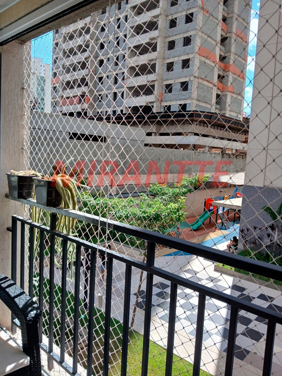 Apartamento de 75m² com 2 quartos em Jardim Flor da Montanha