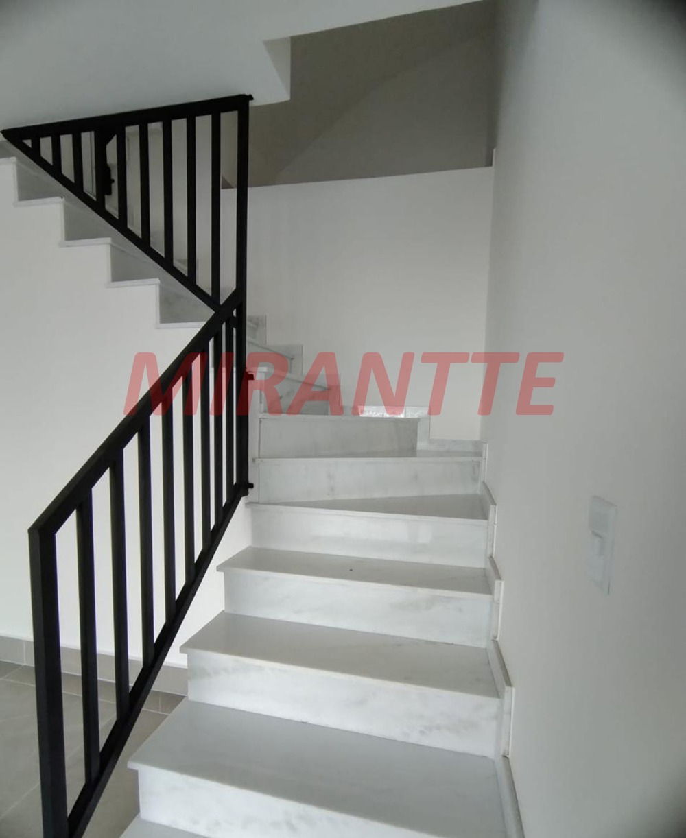 Sobrado de 140m² com 2 quartos em Parada Inglesa