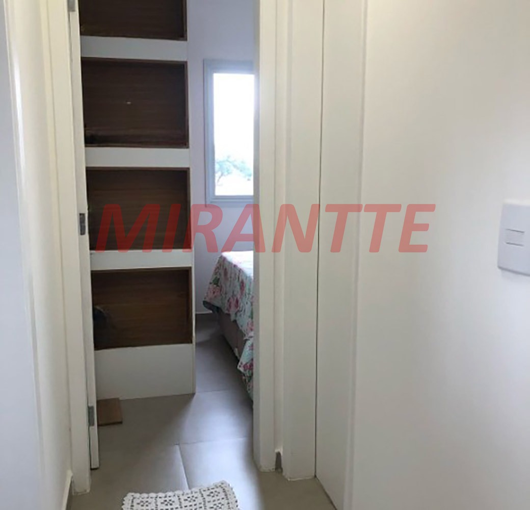 Apartamento de 39.18m² com 2 quartos em Chora Menino