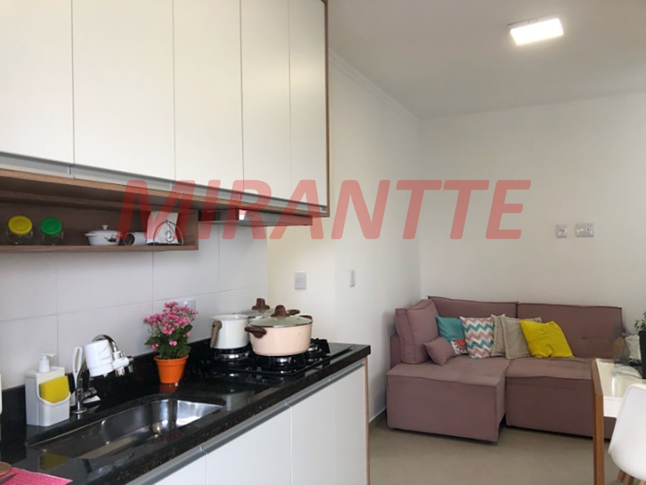 Apartamento de 39.18m² com 2 quartos em Chora Menino