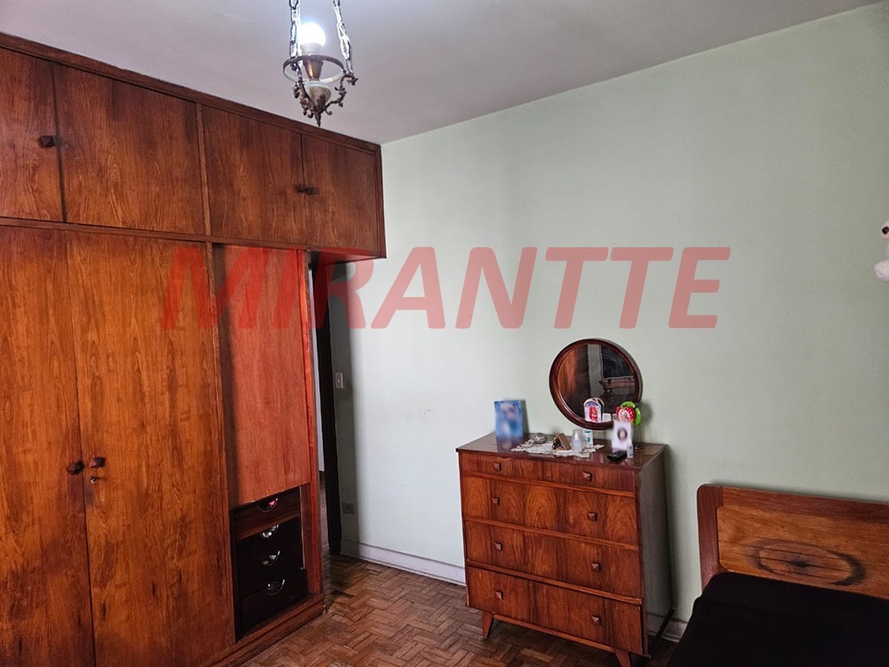 Sobrado de 270m² com 4 quartos em Santana