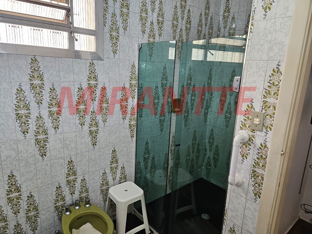 Sobrado de 270m² com 4 quartos em Santana