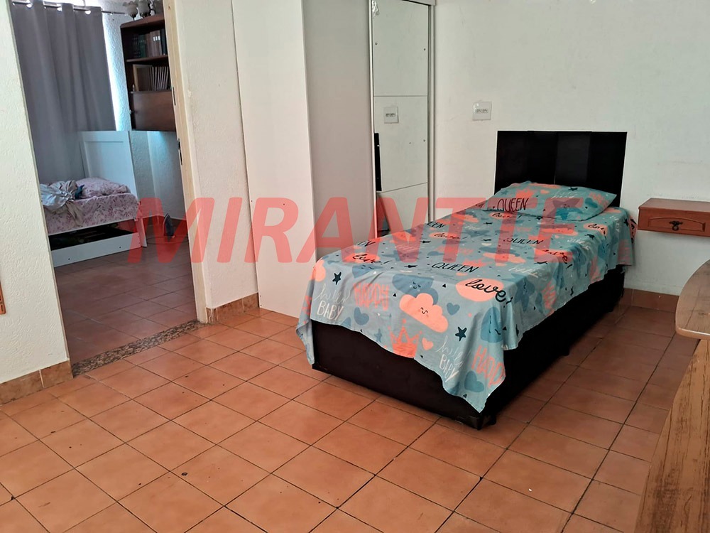 Sobrado de 260m² com 6 quartos em Vila Celeste