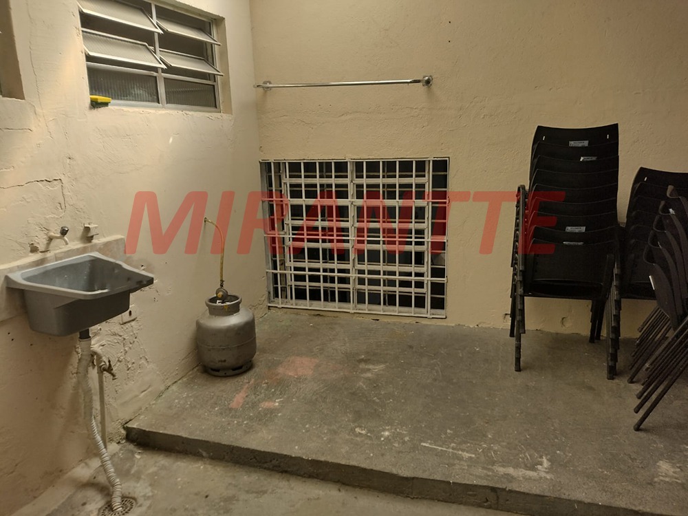 Comercial de 475m² em Imirim