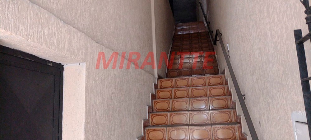 Comercial de 475m² em Imirim
