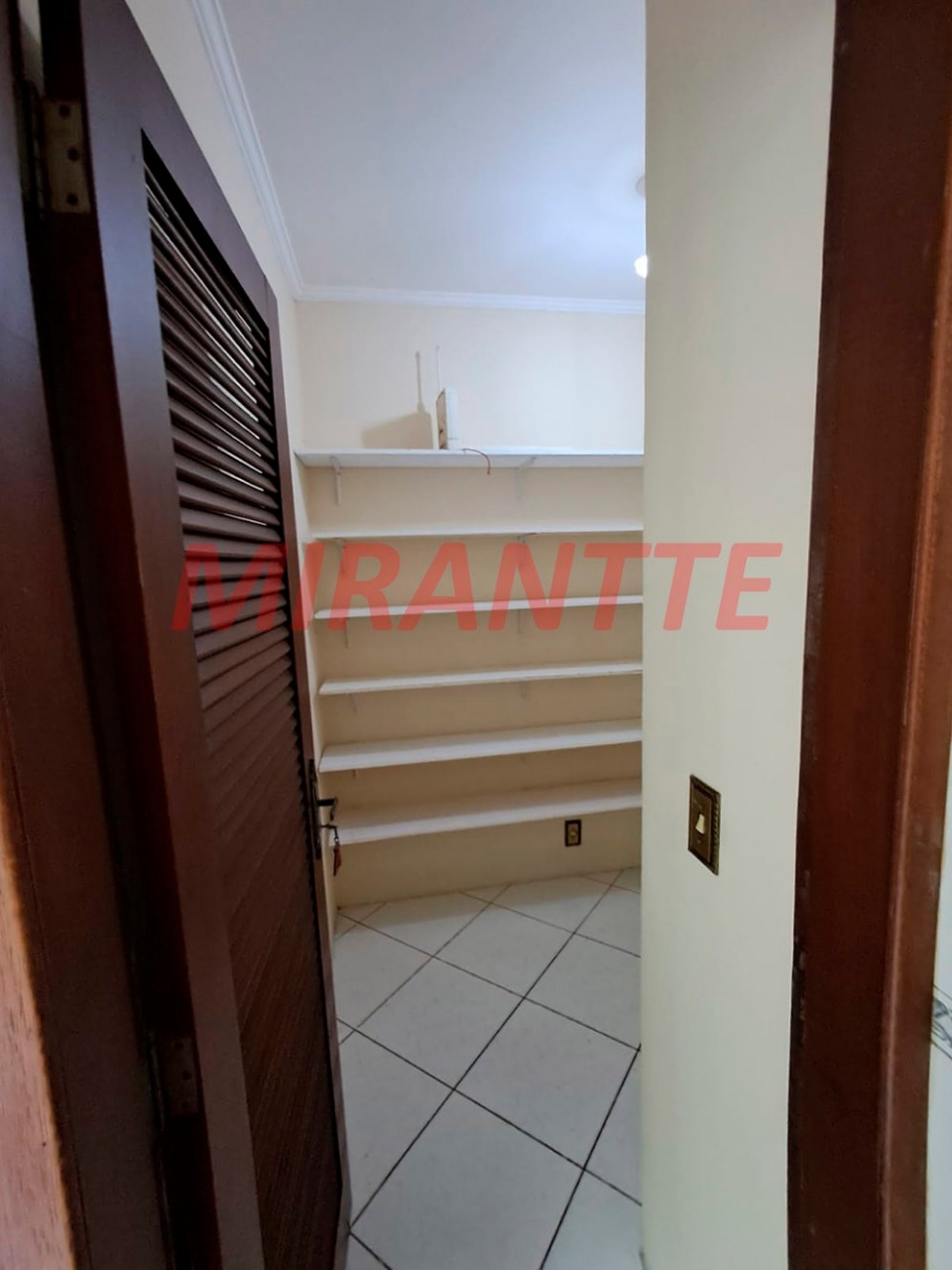 Sobrado de 150m² com 5 quartos em Vila Medeiros