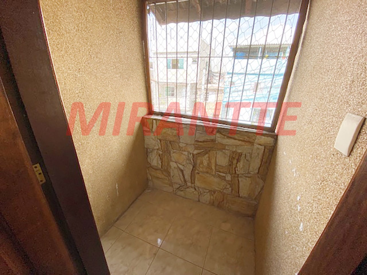 Sobrado de 265m² com 3 quartos em Jardim Virginia Bianca