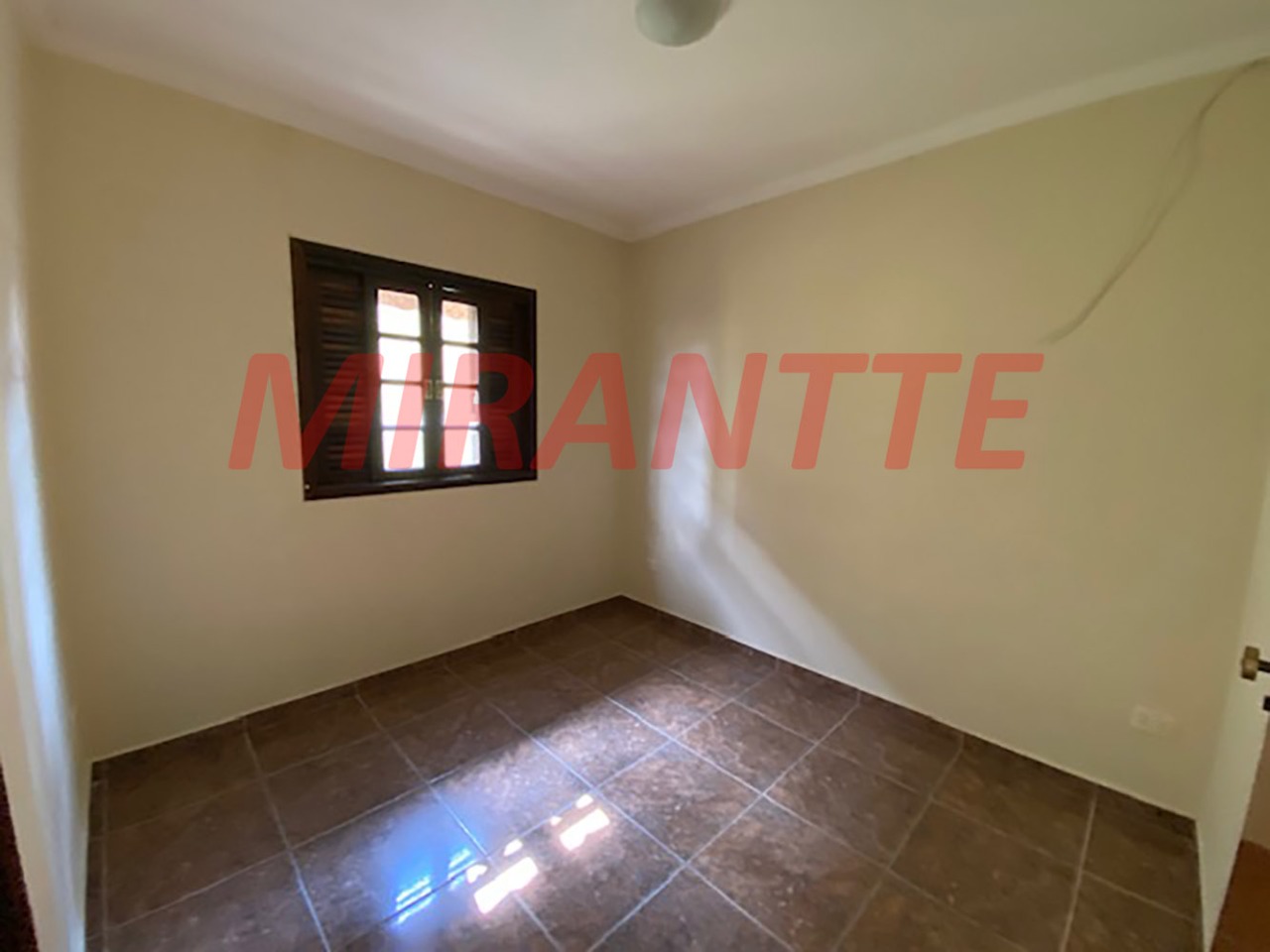 Sobrado de 265m² com 3 quartos em Jardim Virginia Bianca