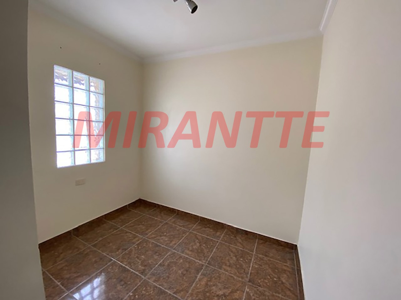 Sobrado de 265m² com 3 quartos em Jardim Virginia Bianca
