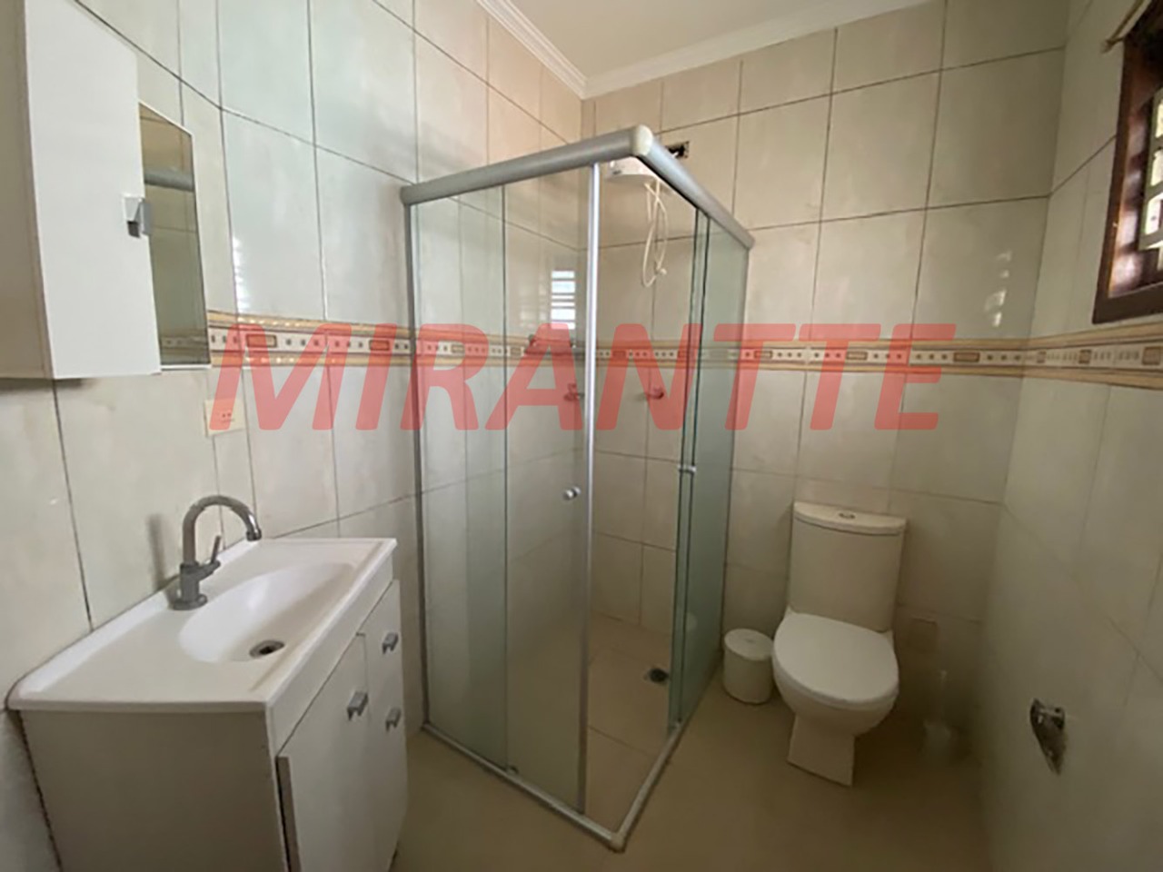 Sobrado de 265m² com 3 quartos em Jardim Virginia Bianca