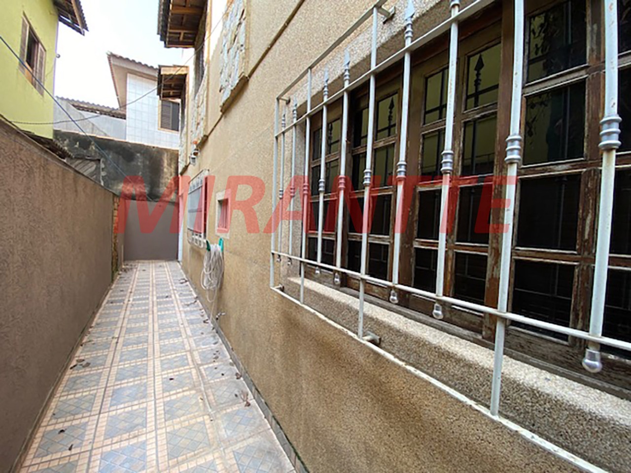 Sobrado de 265m² com 3 quartos em Jardim Virginia Bianca