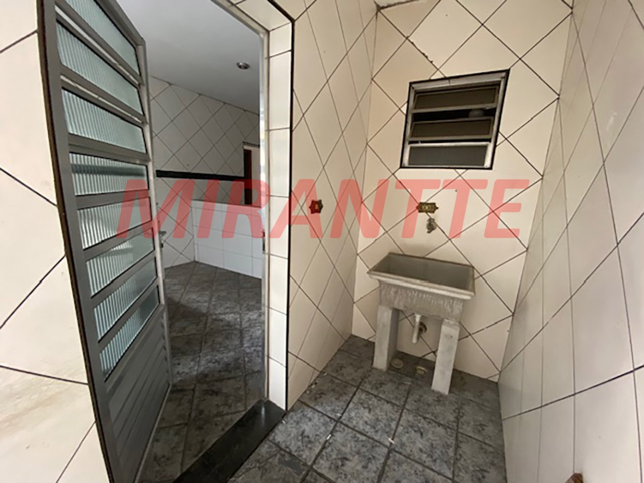 Casa terrea de 220m² com 2 quartos em Jardim Virginia Bianca