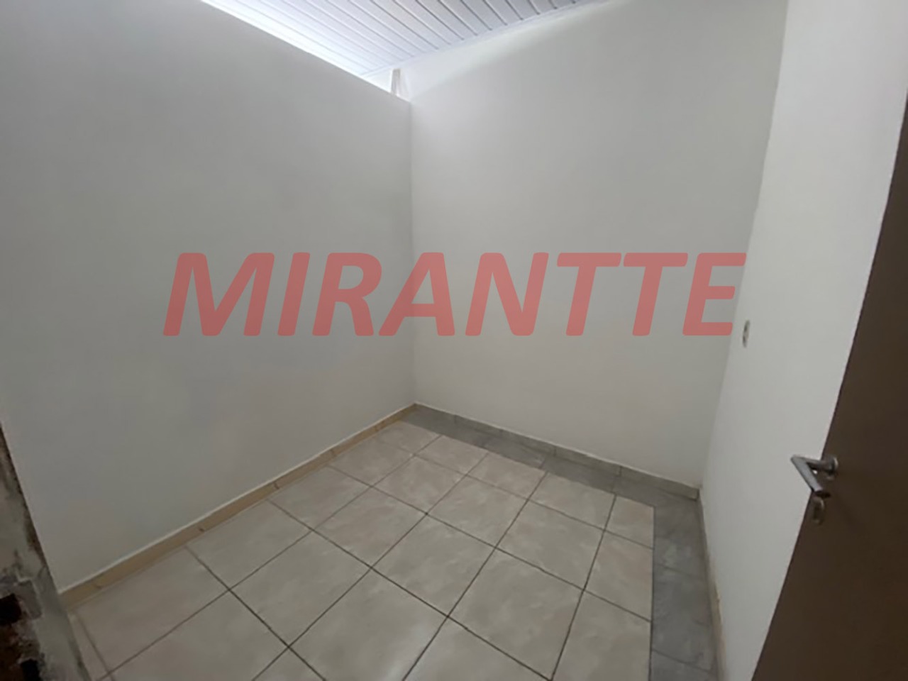 Casa terrea de 220m² com 2 quartos em Jardim Virginia Bianca