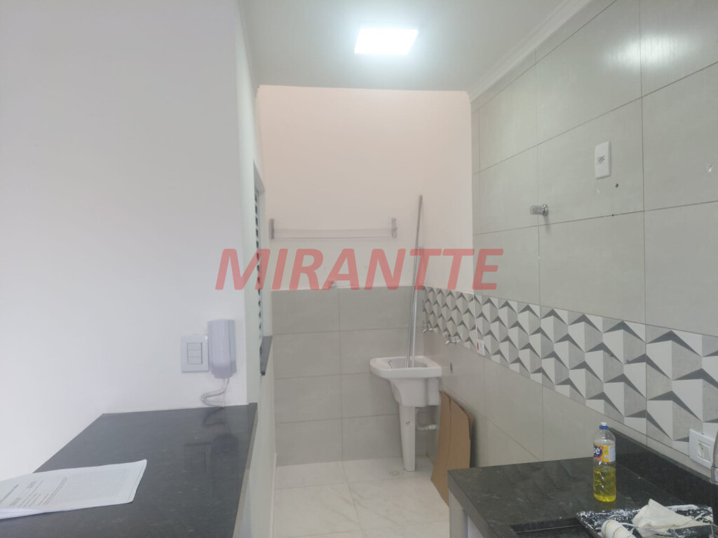 Apartamento de 60m² com 2 quartos em Vila Nova Mazzei