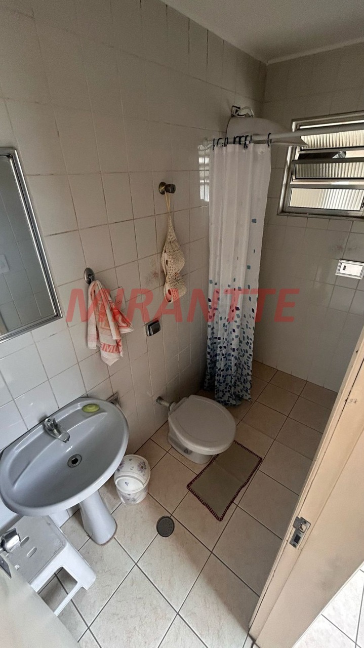 Sobrado de 266m² com 3 quartos em Santana