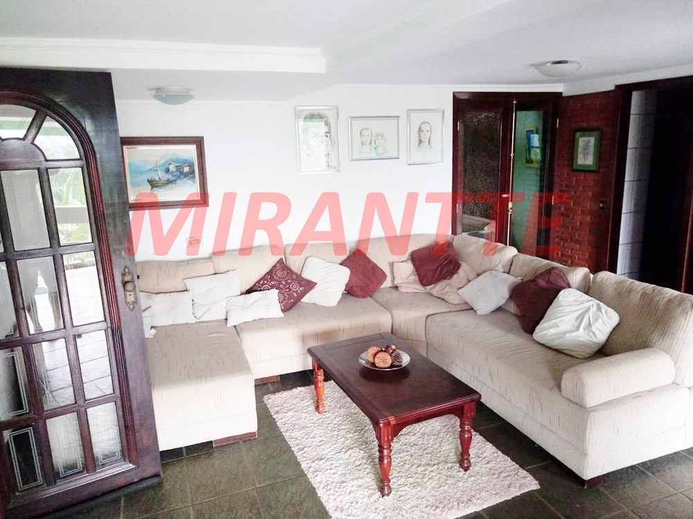 Chácara de 700m² com 4 quartos em Recanto Arsil